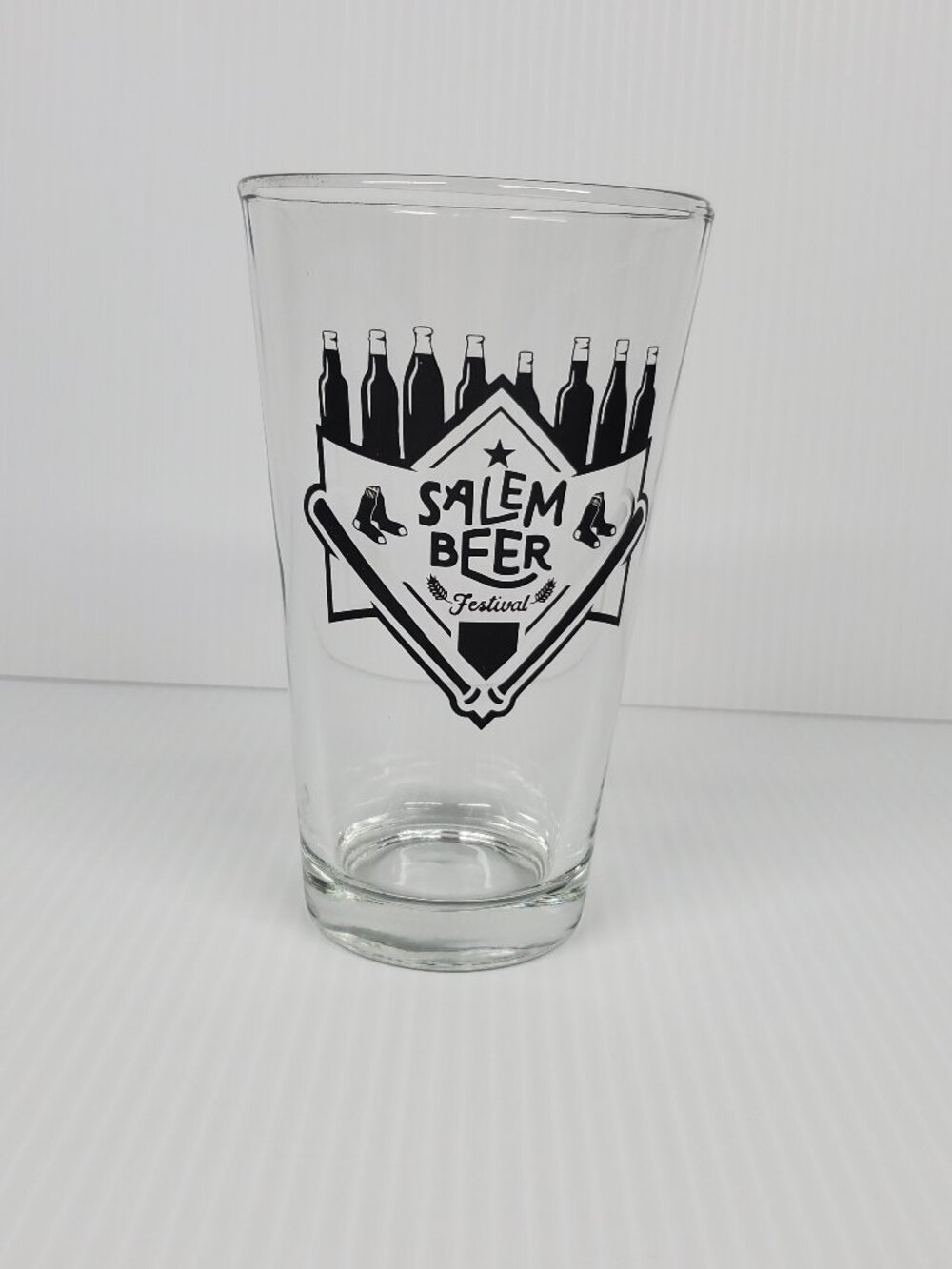 Souvenir Beer Pint Glass 16 oz. Salem Beer Black Graphic Salem Red Sox Baseball